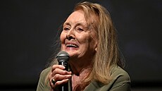 Francouzská spisovatelka Annie Ernauxová získala v roce 2022 Nobelovu cenu za...