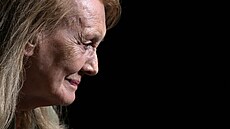 Francouzská spisovatelka Annie Ernauxová získala v roce 2022 Nobelovu cenu za...