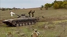 Ruští tankisté se vzdali ukrajinské armádě