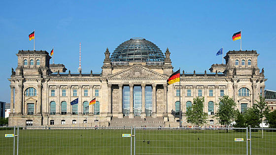 Berlínská budova Nmeckého spolkového snmu (ilustraní snímek)