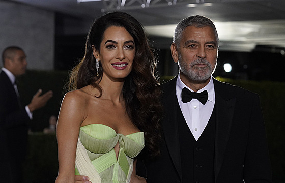 George Clooney a jeho man�elka Amal (Los Angeles, 15. �íjna 2022)