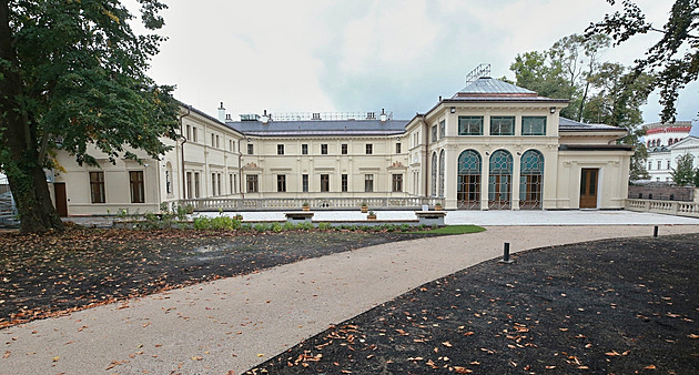 Po více než dvou letech se blíží ke konci oprava Liebiegova paláce v Liberci.