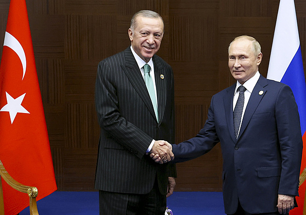 Zprostředkujeme jednání o míru, nabídl se znovu Erdogan Putinovi