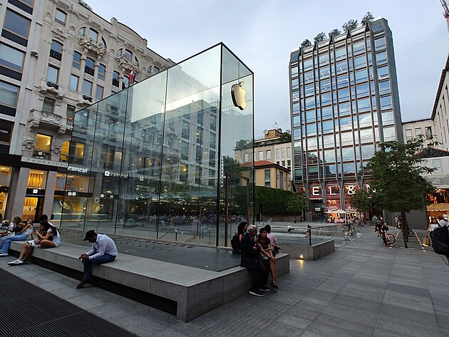 Fotografie po��zen� smartphonem Motorola Edge 30 Ultra