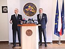 Premiér Petr Fiala na mimoádné tiskové konferenci s editelem Bezpenostní...