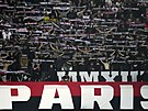 Fanouci Paris St. Germain bhem zápasu Ligy mistr s Benfikou Lisabon.