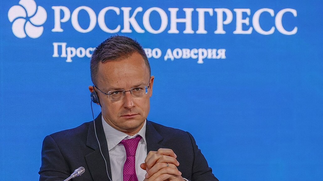 Maďarský ministr zahraničí Péter Szijjártó na energetickém fóru v Moskvě (13....