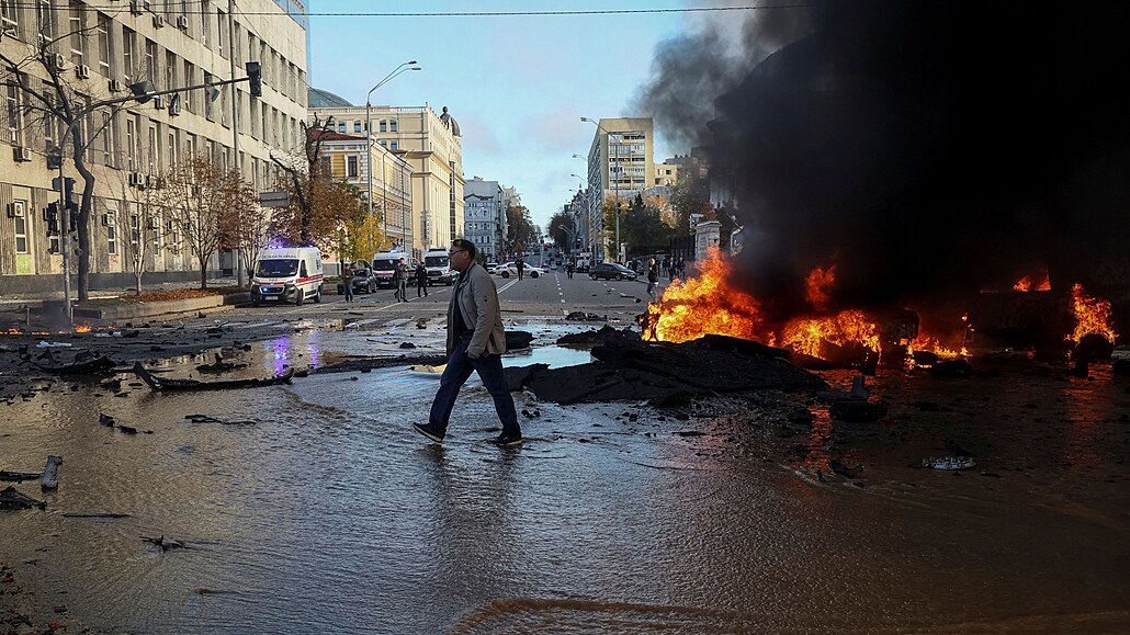 Ruské st�ely zasáhly centrum Kyjeva. (10. �íjna 2022)