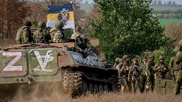 Výcvik mobilizovaných ruských rezervistů v Chersonské oblasti