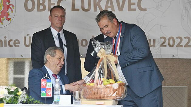 Prezident Milo Zeman pi nvtv Lukavce na Litomicku.