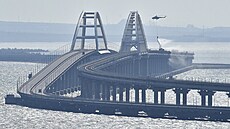 Hašení požáru na Kerčském mostě (8. října 2022)  | na serveru Lidovky.cz | aktuální zprávy