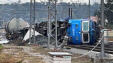 V Poříčanech vykolejil nákladní vlak. (11. října 2022)