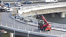 V pondlí 17. íjna se po první fázi oprav oteve Barrandovský most. (12. íjna...
