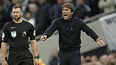 Antonio Conte b�hem utkání Tottenhamu s Evertonem.