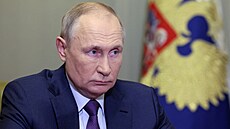 Ruský prezident Vladimir Putin pi schzce s pedsedou Vyetovacího výboru...