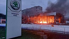 Autosalon Škody v Záporoží zasažený raketami ruské armády | na serveru Lidovky.cz | aktuální zprávy