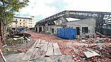 Problémový a zchátralý areál bývalých uhelných sklad�, který byl dlouhou dobu...