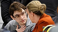 Soud se st�elcem z floridské �koly Nikolasem Cruzem, který zabil sedmnáct lidí....