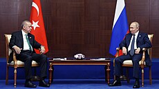 Turecký prezident Recep Tayyip Erdogan se během summitu v Astaně sešel s ruským... | na serveru Lidovky.cz | aktuální zprávy