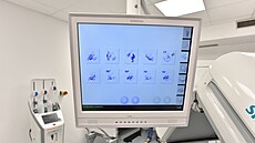 Krajská nemocnice T. Bati ve Zlín vyuívá nejnovjí verzi SPECT/CT, jde o jeden z nejlépe vybavených pístroj v eské republice. Pro jeho obsluhu jsou poteba radiologití asistenti.