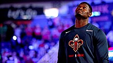 Zion Williamson z New Orleans Pelicans se po roce vrací na palubovky NBA.