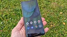 Pixel 7 má jen dvojitý fotoaparát, p�esto se dostal do desítky nejlep�ích fotomobil�.