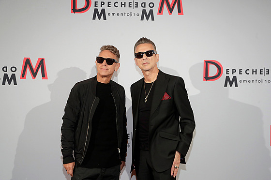VIDEO: Depeche Mode zveřejnili klip k nové skladbě Ghost Again - iDNES.cz