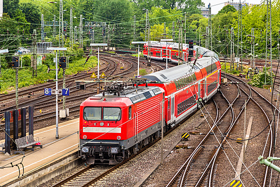 Investiční půst. Deutsche Bahn si budou muset na některé stavby na železnici...