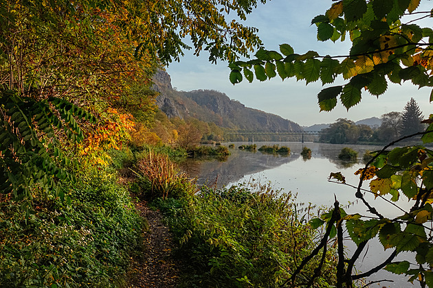 Nadprůměrné teploty náhle skončí. Výrazně se ochladí, na horách nasněží