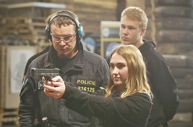 Jednou z akcí, kterou policie zpest�uje studentské praxe, je st�elecká sout� z...