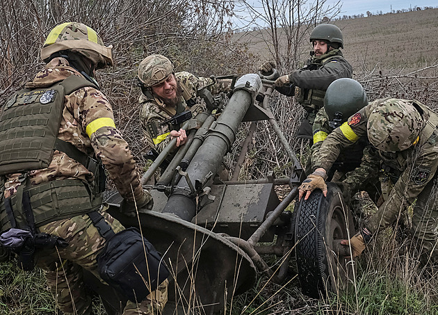 Ukrajinské útoky v Luhansku sílí. Tempo v zimě poleví, říká americká služba
