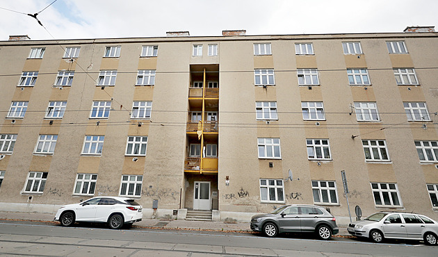 M�stský bytový d�m v ulici Nová�kova v Brn�, který je na seznamu objekt�...