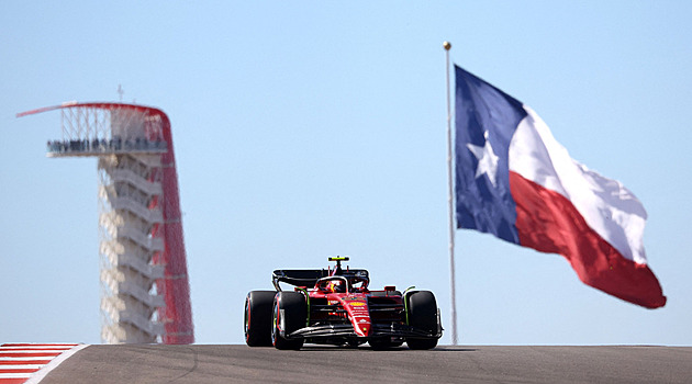 ONLINE: V USA ovládlo kvalifikaci Ferrari. Zaútočí Verstappen v závodě?