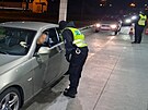 Policisté kontrolují hranice se Slovenskem. (30. záí 2022)