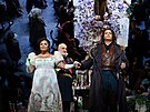 Janai Bruggerová jako Glauce a Matthew Polenzani jako Giasone v inscenaci opery...