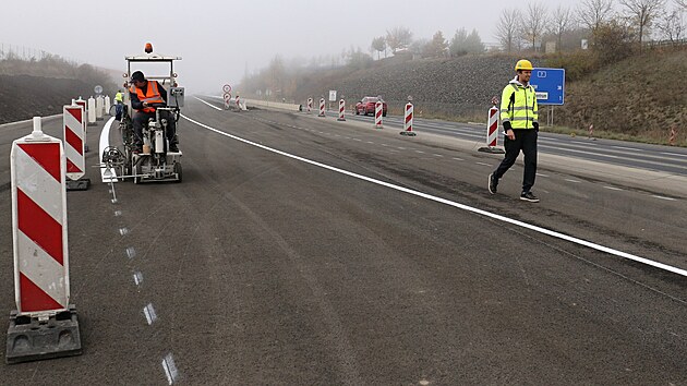 Ppravy ped otevenm poloviny budovan komunikace