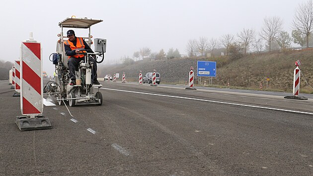 Ppravy ped otevenm poloviny budovan komunikace