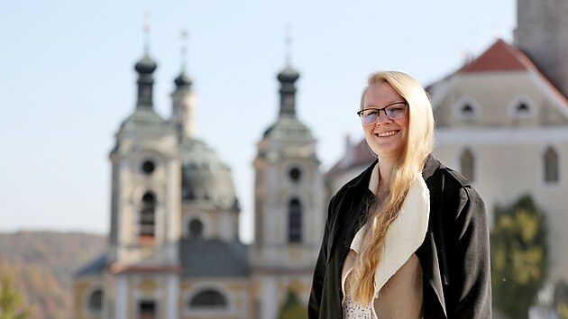 Studentka djin umn Kateina Dolealov nov vede jako kastelnka zmek ve Vranov nad Dyj.