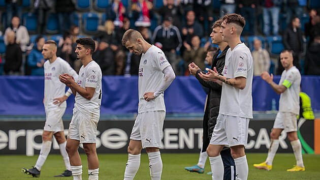 Fotbalist Slovcka lituj vyazen z Konferenn ligy a dkuj fanoukm za podporu.