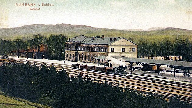Nmeck stanice Ruhbank in Schlesien, dnes polsk Sdzisaw, na dobov pohlednici