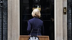 Britská premiérka Liz Trussová oznámila rezignaci. (20. října 2022)