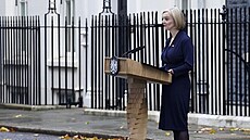 Britská premiérka Liz Trussová oznámila rezignaci. (20. íjna 2022)