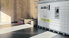 Boxy u výlezu z metra.