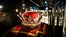 Vévodský klobouk pat�í mezi nejcenn�j�í exponáty pokladnice.