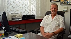 Emeritní primá� infek�ního odd�lení Moravskoslezské nemocnice Opava Petr Kümpel.