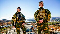 Nortí vojáci dohlíejí na norsko-ruský hraniní pechod Jarfjord. (29. záí...
