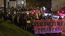 Demonstrace po útoku v baru Tepláre v íjnu 2022