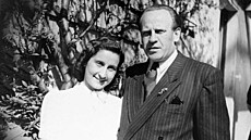 Emilie Schindlerová a Oskar Schindler