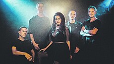 Albta Dudová s kolegy z kapely Vnitrublok