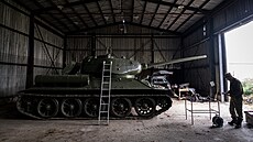 Tank T-34 je nyní pln� provozuschopný. (20. �íjna 2022)